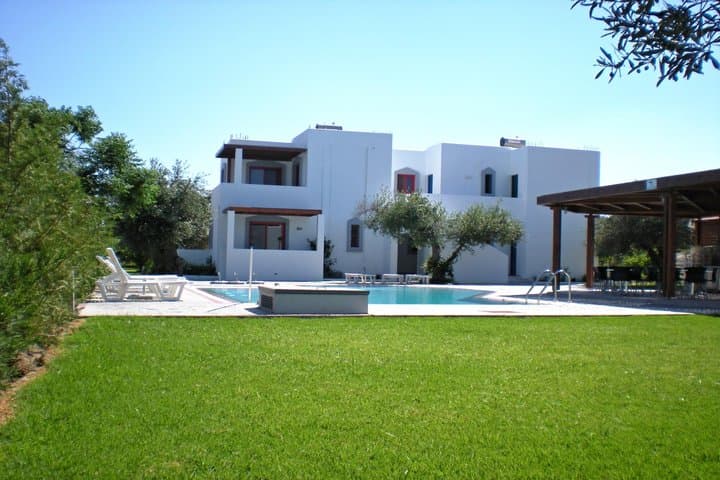 Dovolená